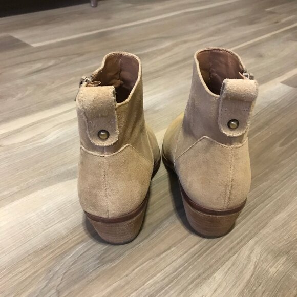 Sole Society Ladies Suede Cream Ankle Boots Size 6.5 - Picture 3 of 6